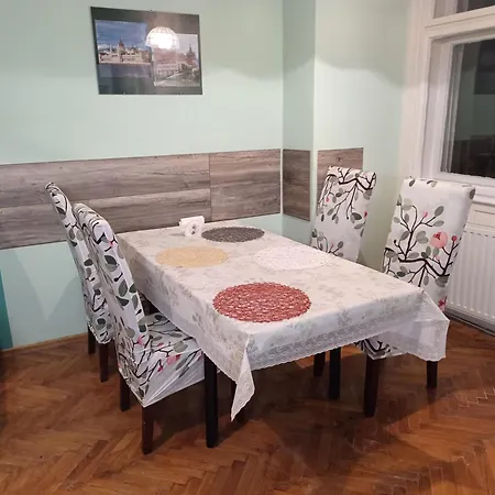 Διαμέρισμα Buda Trio *